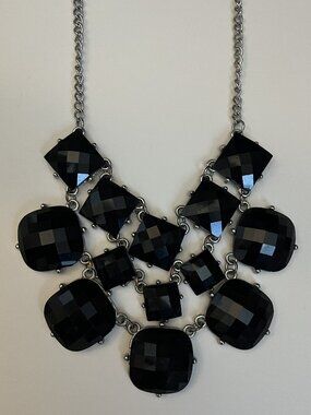 Francesca's Black & Silver Statement Necklace